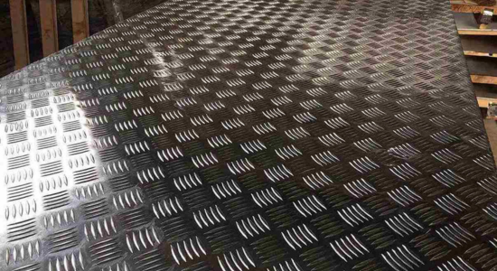 Aluminium chequered sheet & plate
